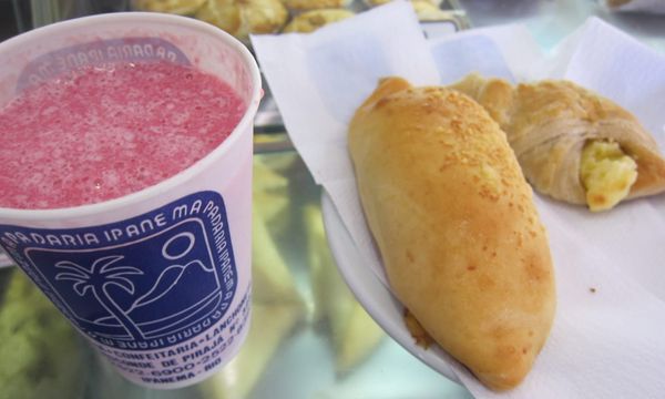 Taste from Afar: Vitamina Mista