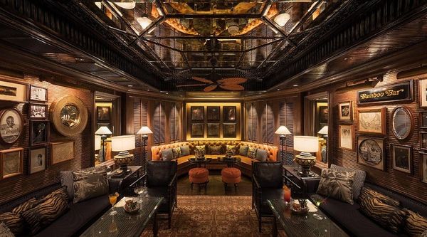 Travel Research: Bangkok's Iconic Lobbies & Bars