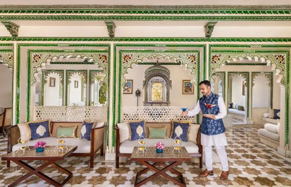 Stay: Taj Lake Palace