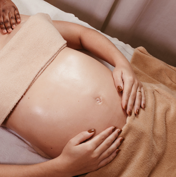 Massage prénatal : bienfaits, conseils et précautions