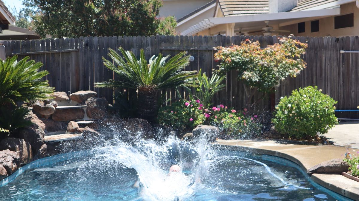 Elk Grove Week at a Glance - Week of August 3