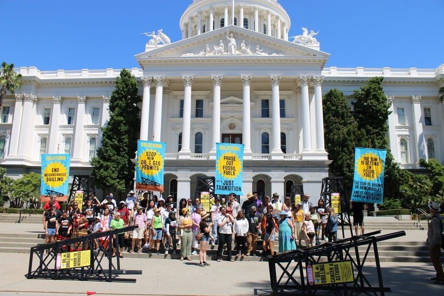 Big Oil give million to California politicians.