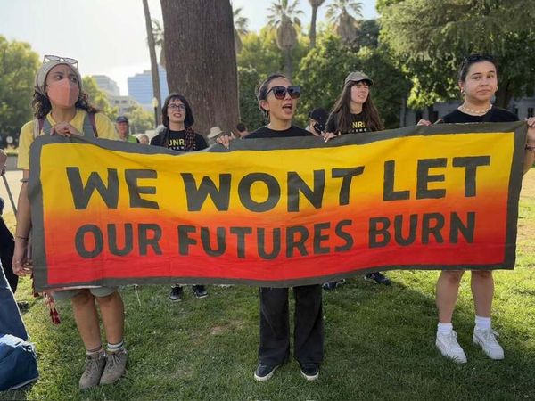 Big Oil spills $450 million into influencing Trump, Republicans as oil production reaches record high