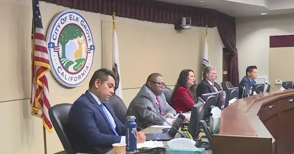 Elk Grove moves to end public use of City Council chambers