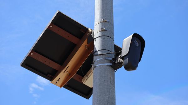 Federal judge rules warrantless Flock ALPR search unconstitutional as national opposition grows