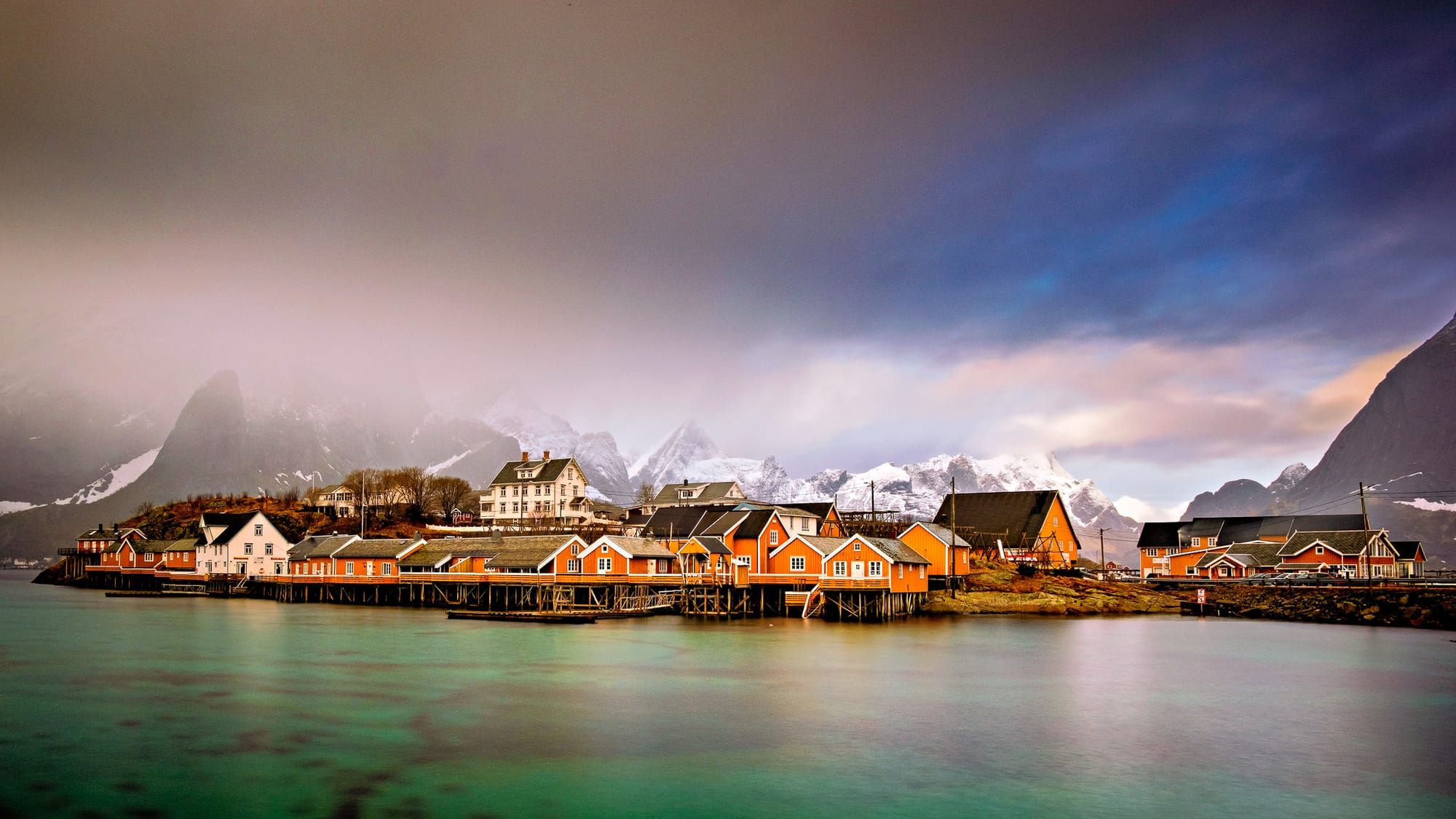 Sakrisøy Stormy Vista