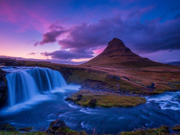Drama over Kirkjufell