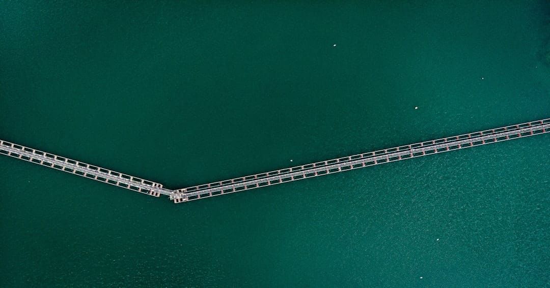 Bridge vs Cross-Chain Swap to Hyperliquid: Complete 2026 Guide