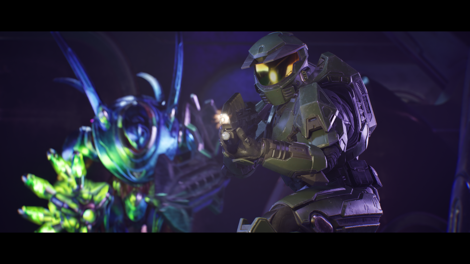 Master Chief and a Hunter in Halo: Campaign Evolved