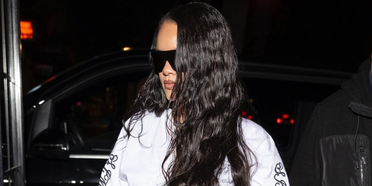 Rihanna’s “Crunchy” Dior Bag Adds a Pop of Forest Green to Her Casual Late-Night Look