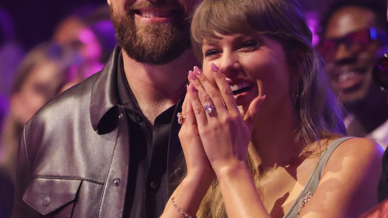 How to Buy an Antique Engagement Ring, Like Taylor Swift or Zendaya’s