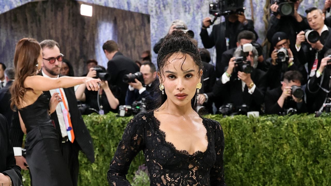 Zoë Kravitz Wears the Year’s Hottest Bridal Trend to the 2026 Met Gala