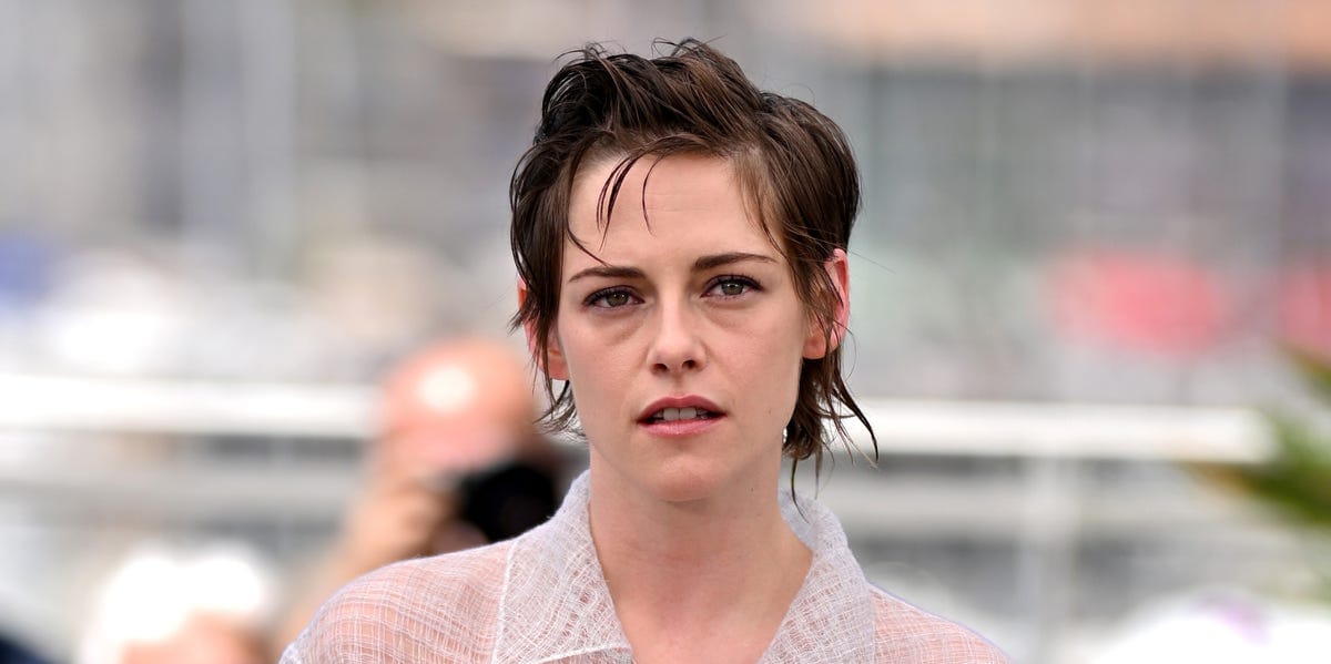 Kristen Stewart Wears Sheer Chanel Couture With Worn-in Vintage Nikes