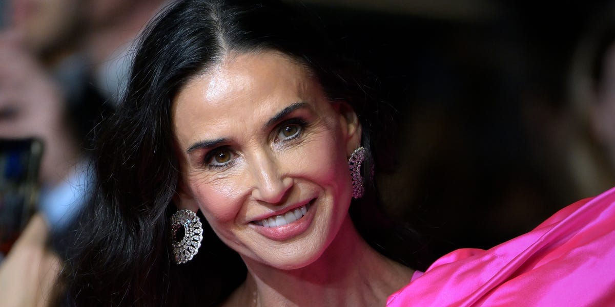 Demi Moore’s Unraveling Hot-Pink Gown Is Perfectly Over the Top