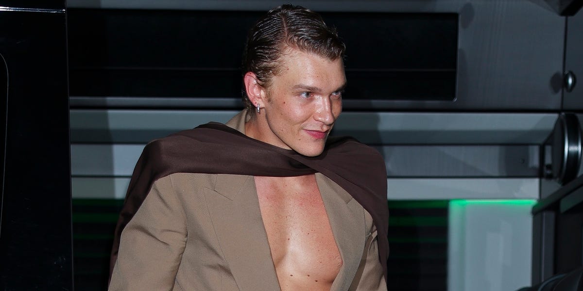 Connor Storrie Mixes the Masculine and the Feminine So Damn Well