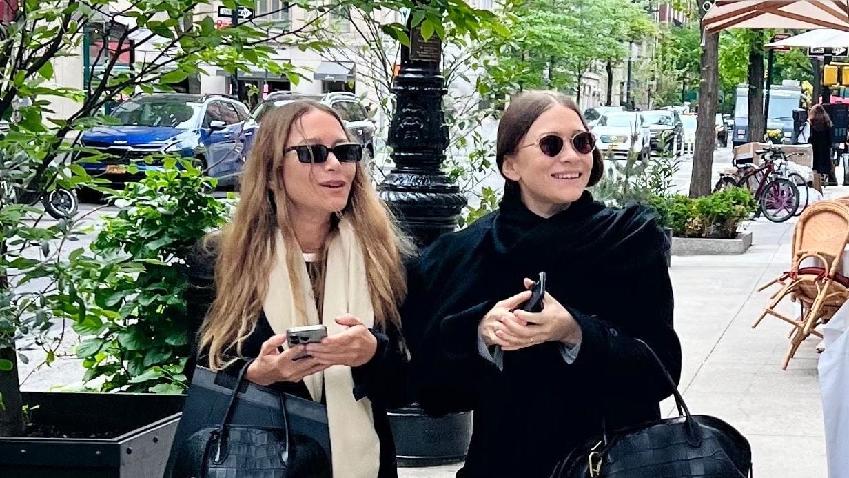 Ashley and Mary-Kate Olsen Are Twins, and So Are Their Handbags