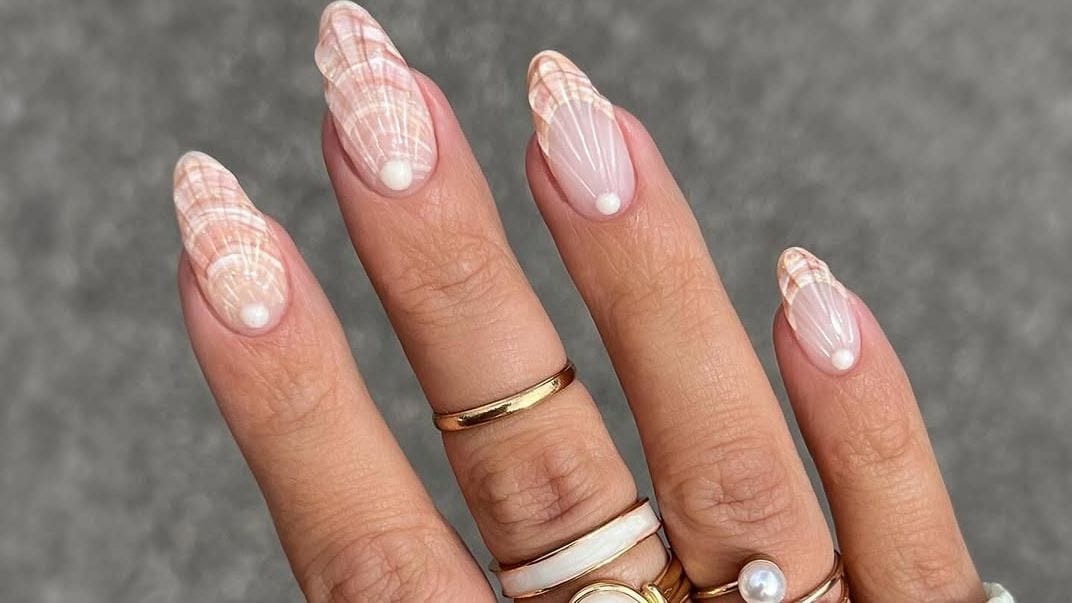 Sea Shell Nails: All The Nautical Inspiration You Need