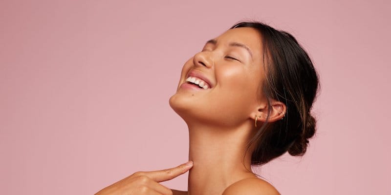 These 3 Antioxidants Combat Dullness & Tired Skin