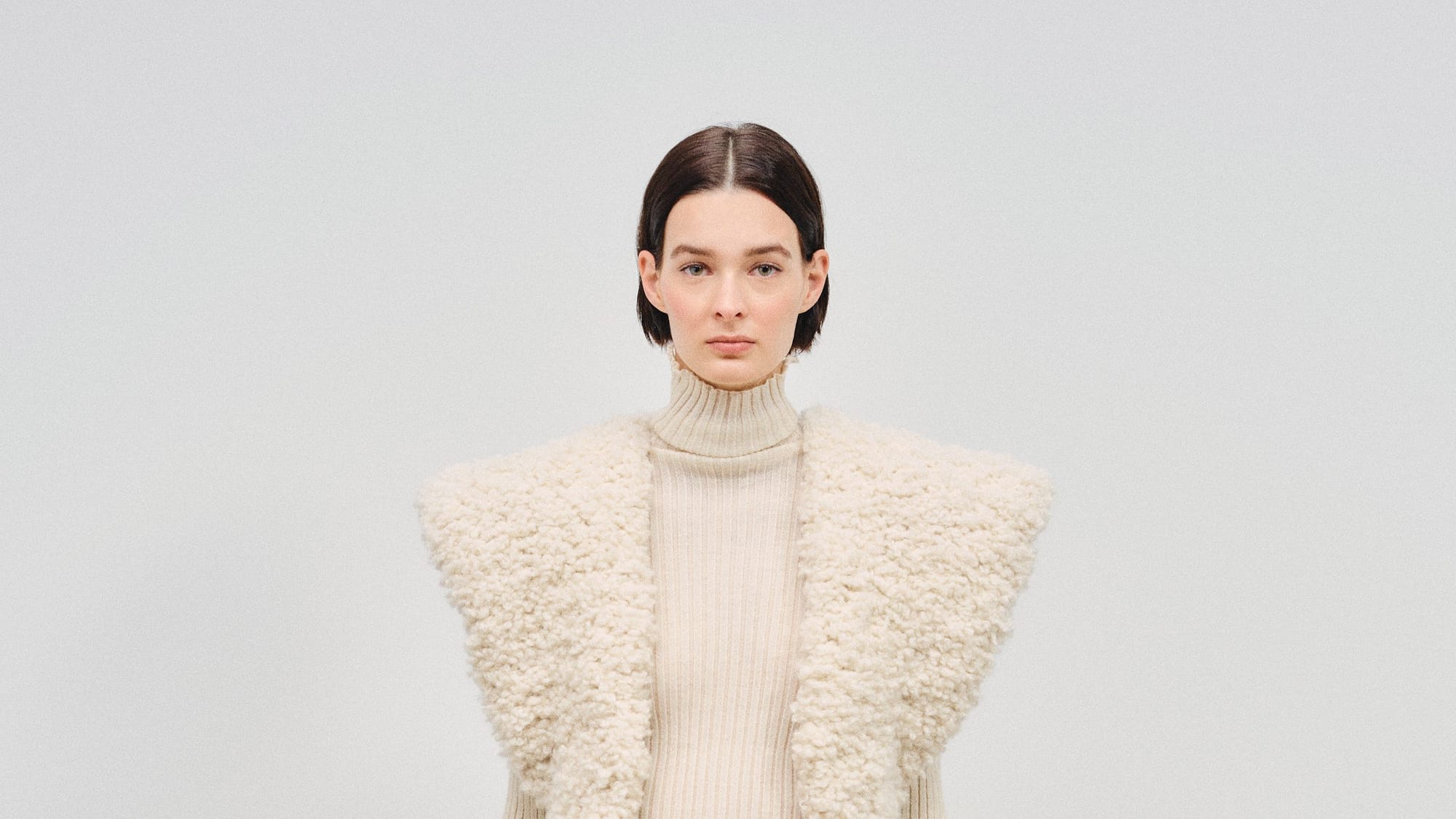 Lauren Manoogian Resort 2027