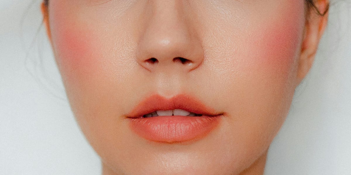 Is Volufiline Really “Filler in a Bottle”? We Asked a Derm and Plastic Surgeon to Weigh In