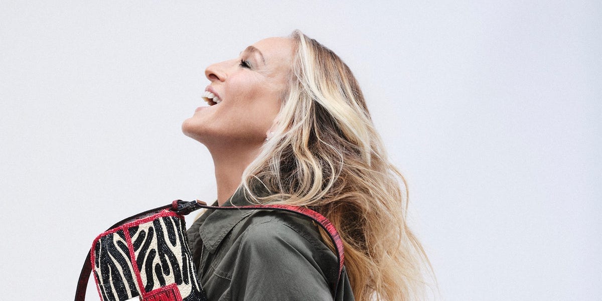 Sarah Jessica Parker Reunites with Her Fendi Baguette