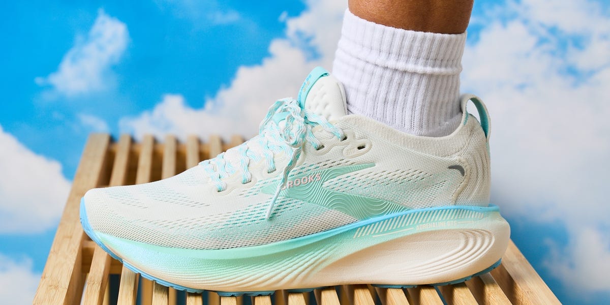 The 6 Best Brooks Shoes for Walking, Tested By Style and Fitness Editors
