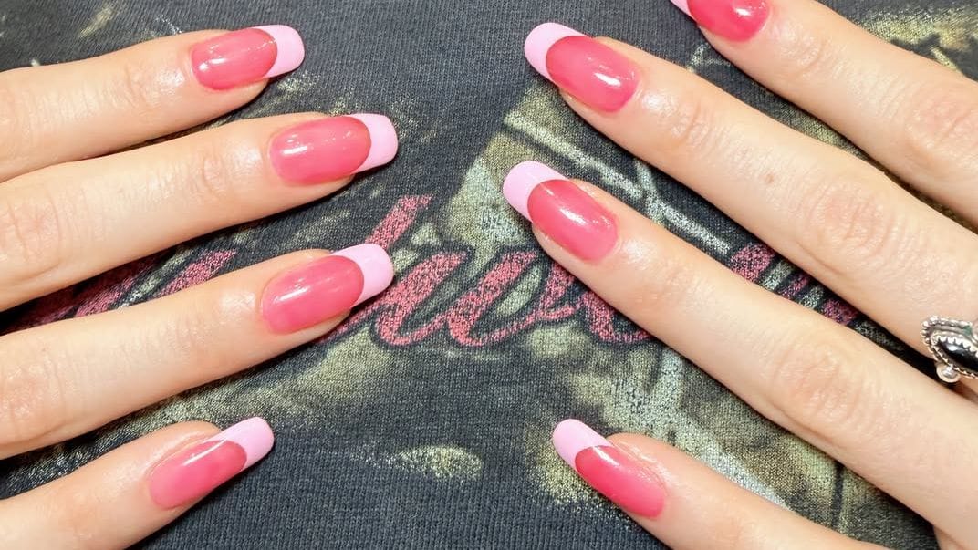 30 French Tip Nail Designs That Elevate the Classic Style