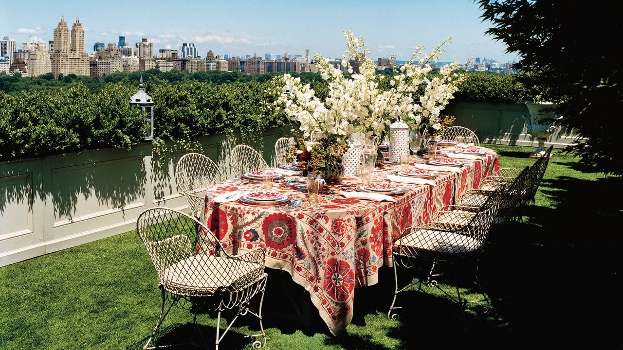 52 Summer Hosting Essentials for Your Next Gathering, According to Vogue Editors