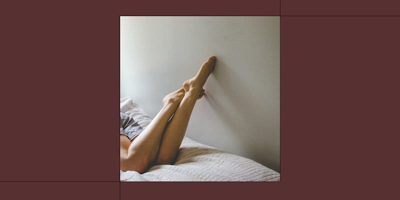 If You Can't Finish With A Partner, Sex Experts Recommend This
