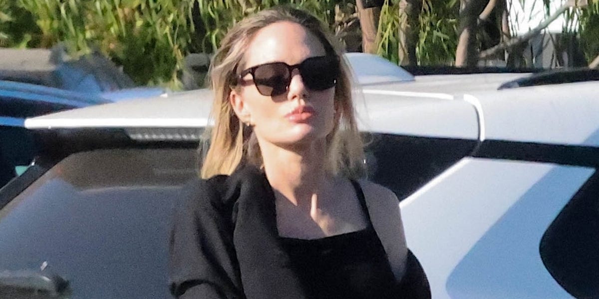 Angelina Jolie Has the Most Elegant Errand-Run Uniform Ever
