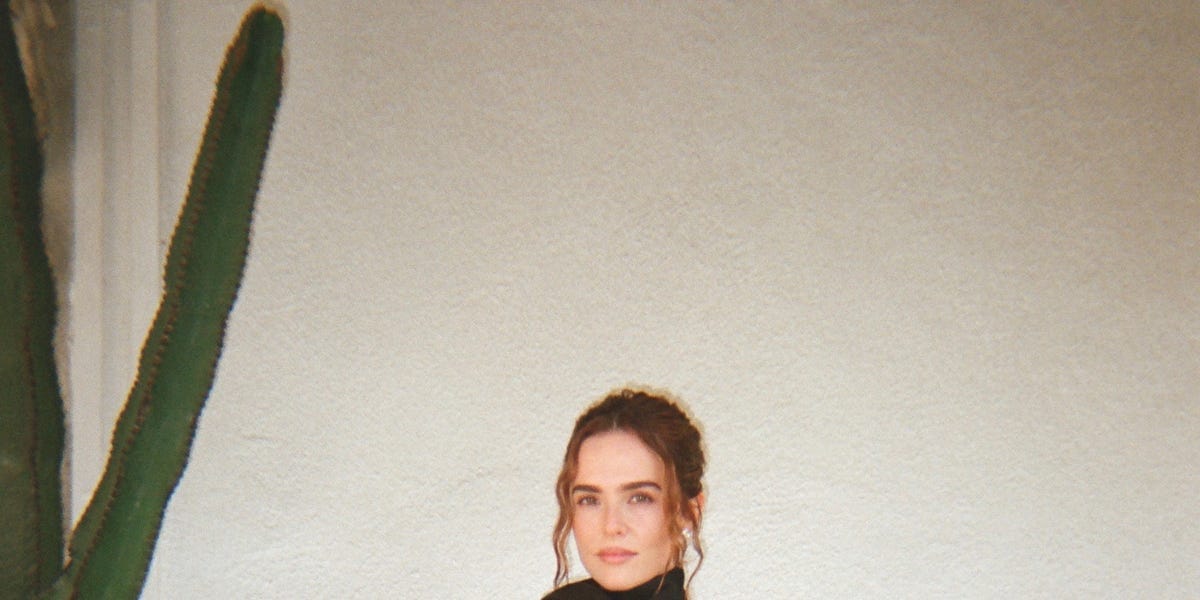 Zoey Deutch on Being Cut from <i><em>Spider-Man</em></i>, Her First (and Only) Prius, and Running Around L.A. with the <i><em>Mad Men</em></i>