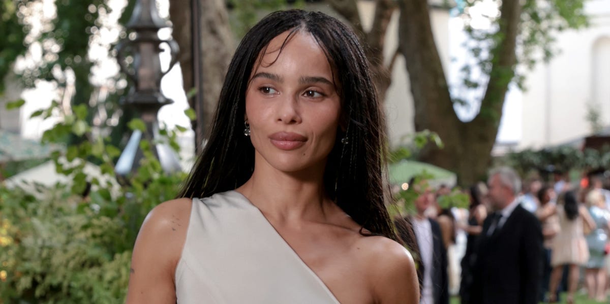 Zoë Kravitz Is Fully Committed to the Rolled-Up Soccer Shorts Look