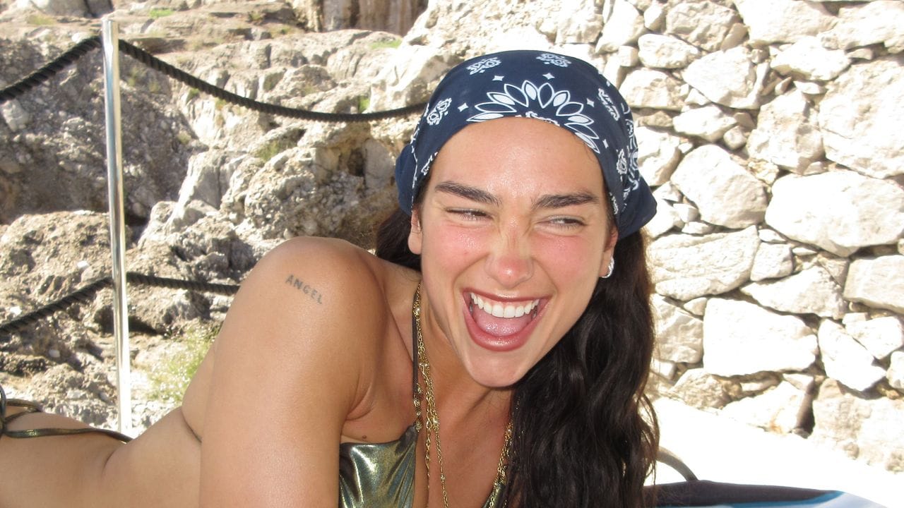The Bandana Kerchief Is Every Celeb’s Favorite Summer Styling Trick