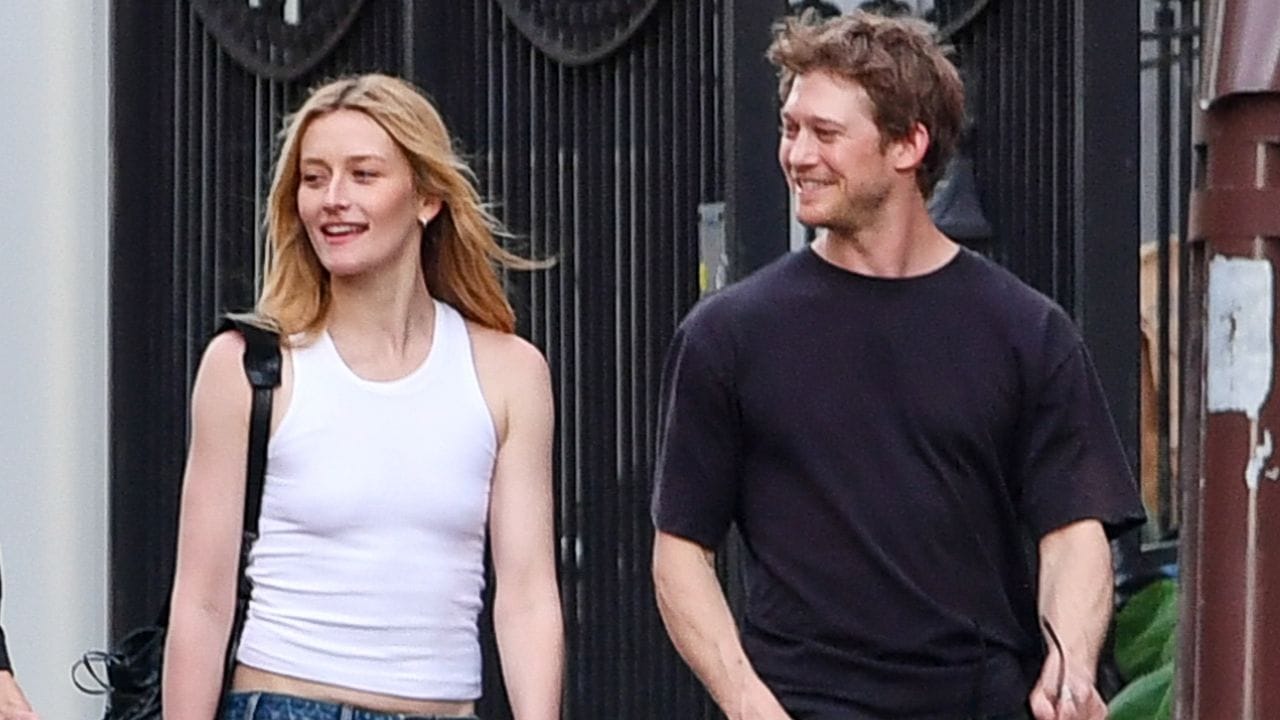 10 Ways to Style Tank-Tops for Summer, Inspired by Celebs