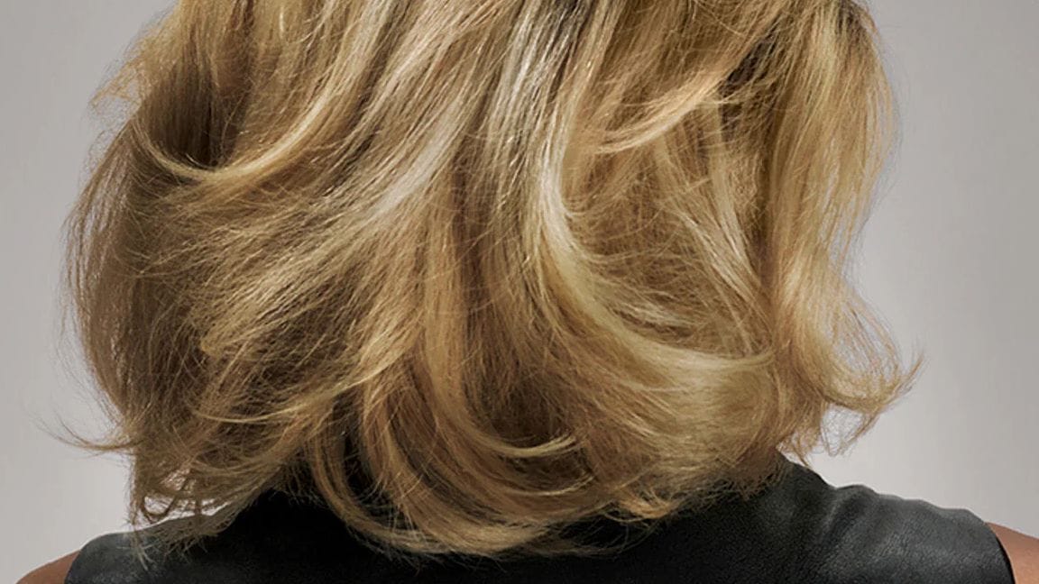8 Best Shampoos for Frizzy Hair, According to Hair Stylists and Vogue Editors