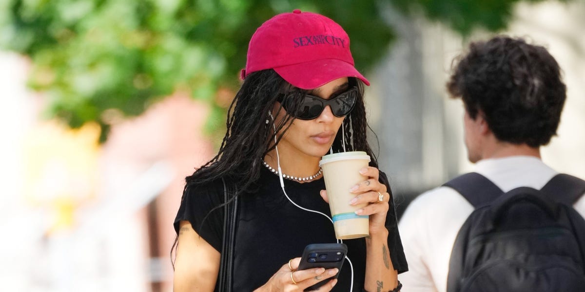 Zoë Kravitz Channels Carrie Bradshaw in Short Shorts and Nearly $200k Worth of Diamonds