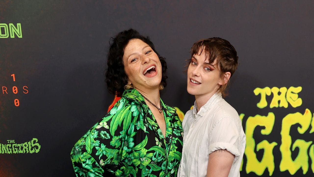 Kristen Stewart and Alia Shawkat’s Clashing Co-Star Style Has Layers