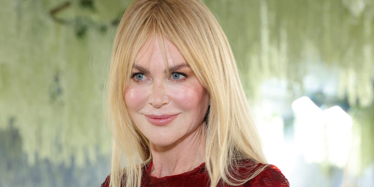 Nicole Kidman Brings Back Her Natural Curls While on Vacation in Iceland