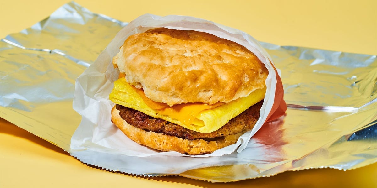 17 Best High-Protein Fast Food Menu Items, According To Registered Dietitians