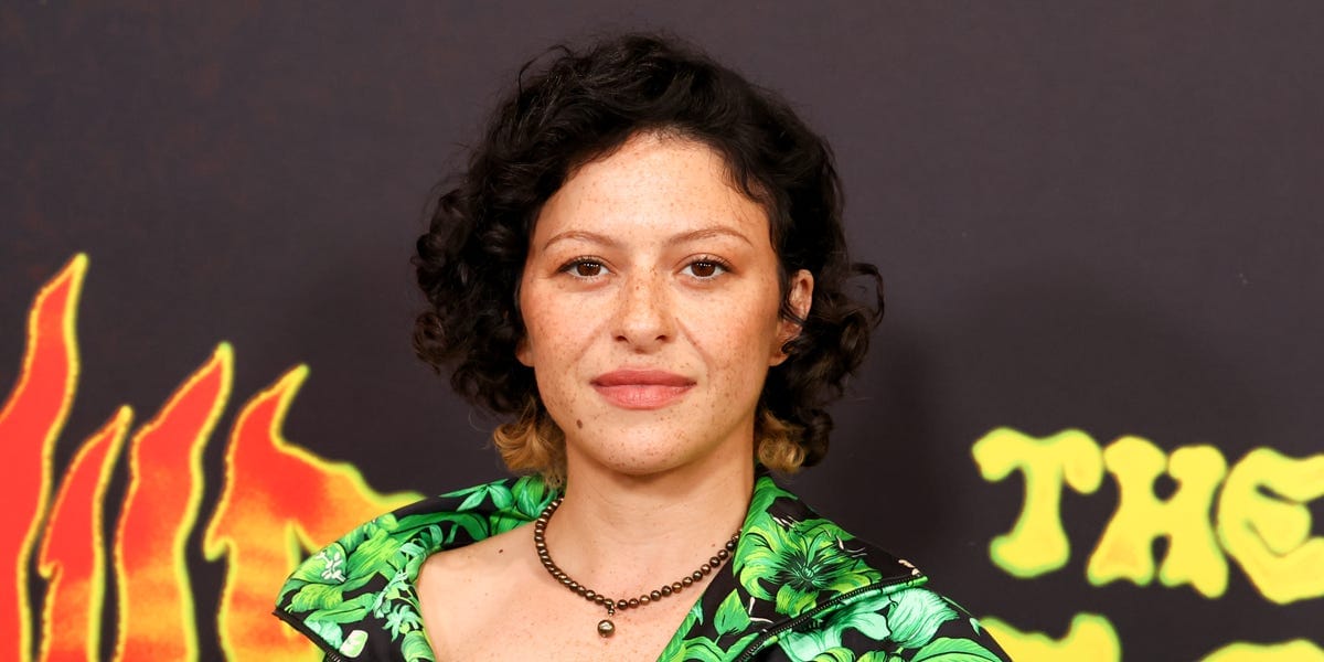 Alia Shawkat on <i><em>The Wrong Girls, </em></i>Best Friendships, and Her Favorite Cotton Dress
