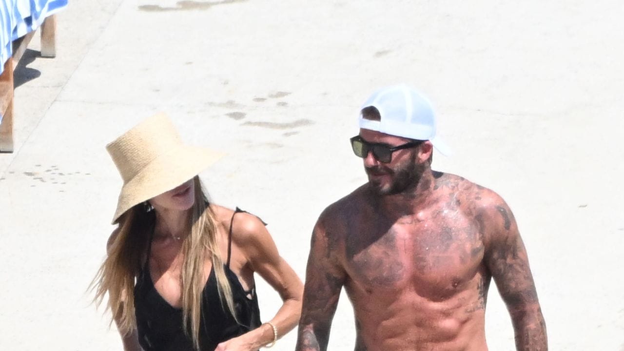Victoria Beckham Is the Sun Protection GF to David Beckham’s Tanning BF