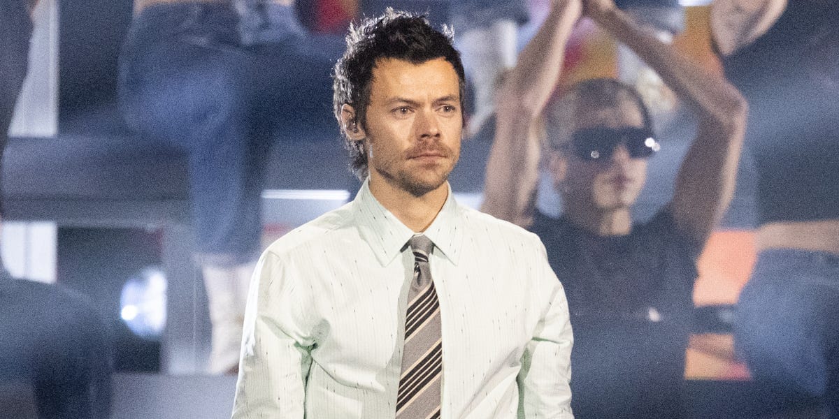 Harry Styles Pays Tribute to Dolly Parton on His First Night at Madison Square Garden