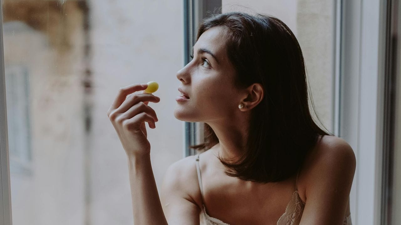 10 Anti-inflammatory Foods to Eat Regularly, According to Experts