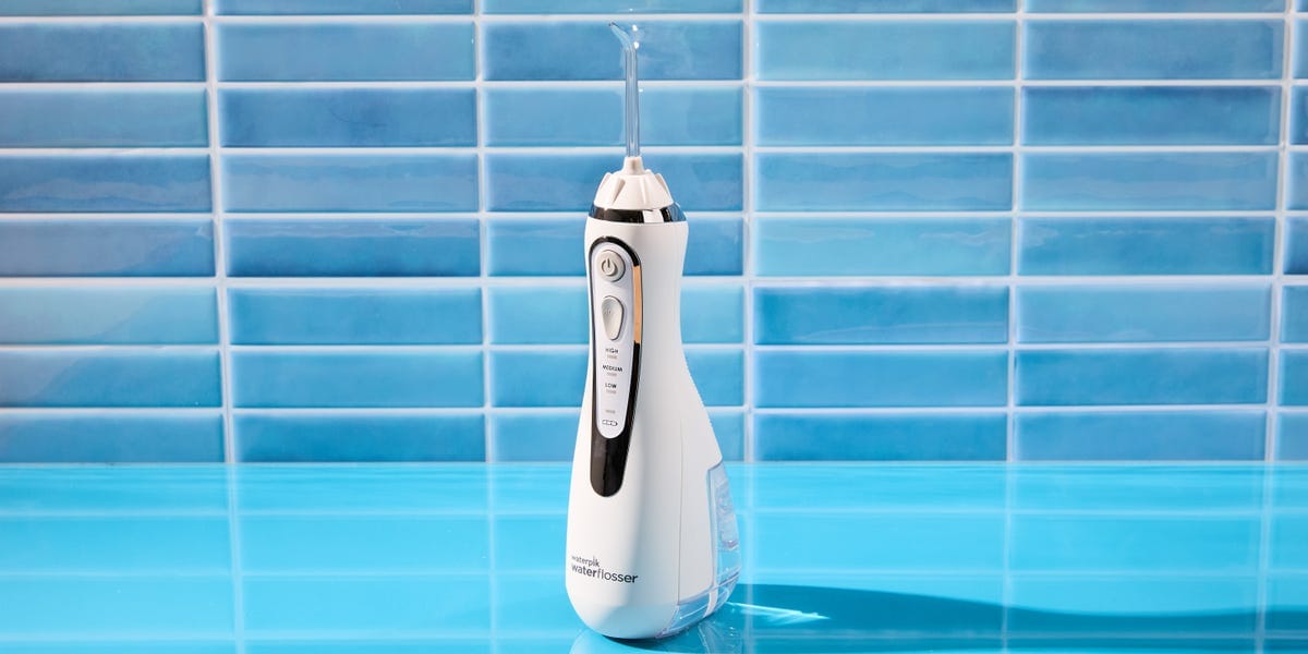 6 Best Water Flossers, Tested By Dentists And Editors