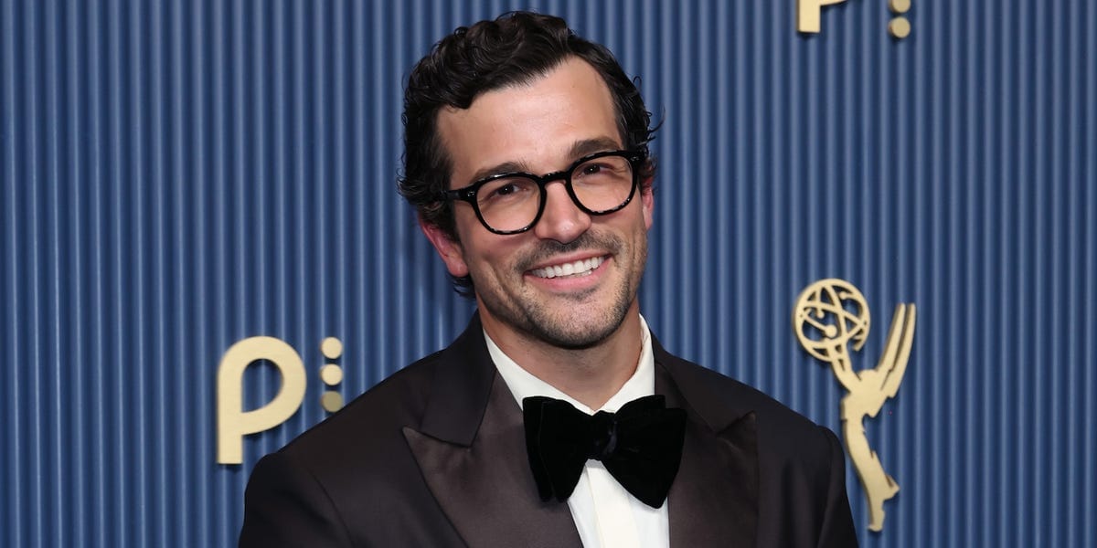 Paul Anthony Kelly Goes Full Hollywood Heartthrob at the 2026 Emmys