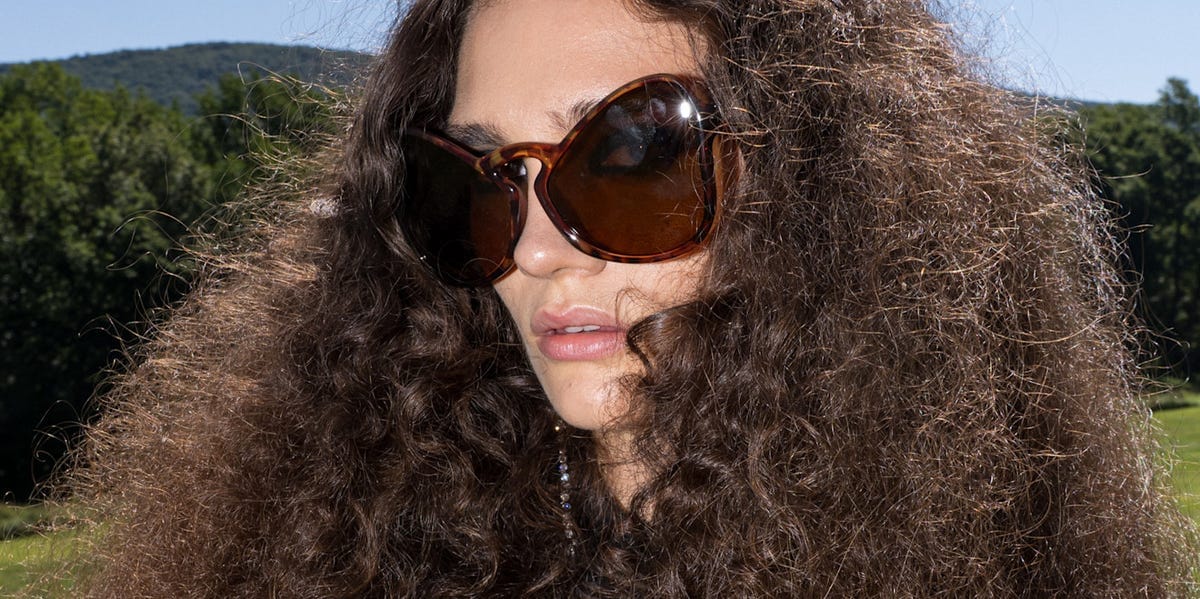 How to Make Your Hair Grow Thicker, According to Experts
