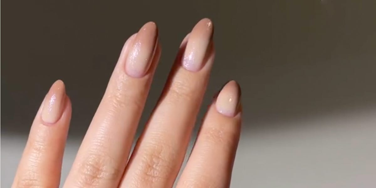 “Latte Nails” Are Fall’s Coziest (and Prettiest) Manicure Trend