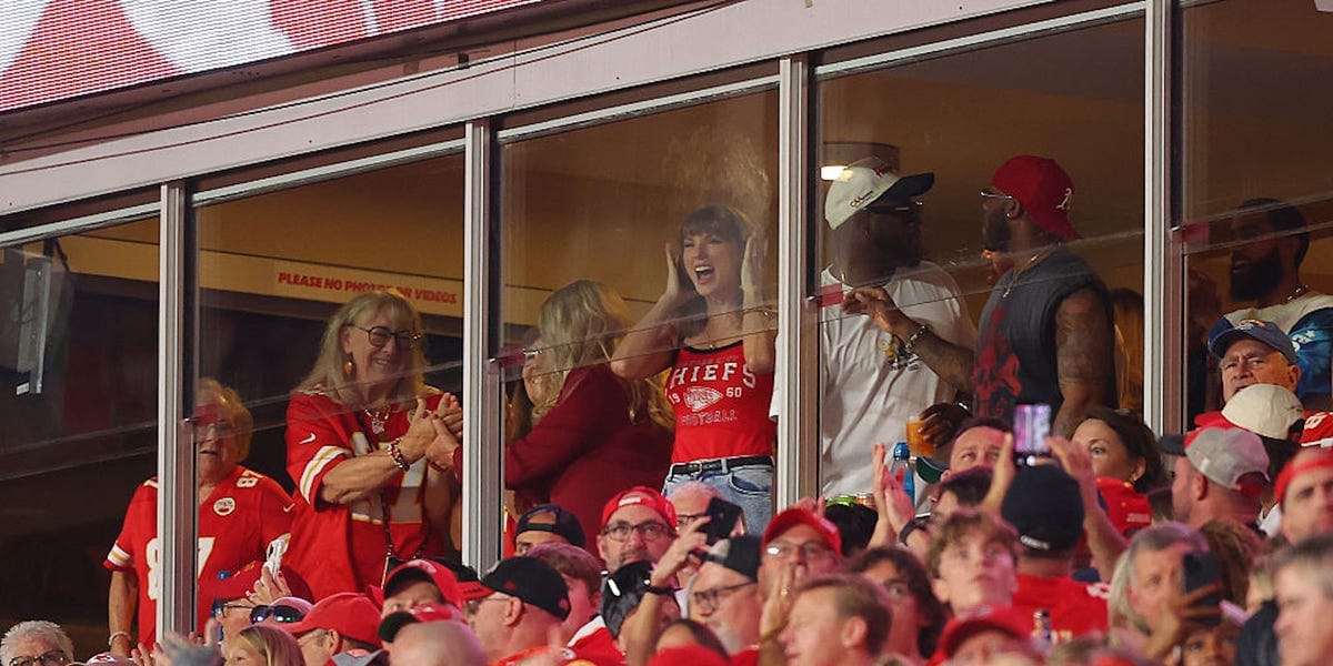 Taylor Swift Shows Off Her Wedding Ring in a Red Chiefs Tank at Travis Kelce’s NFL Game