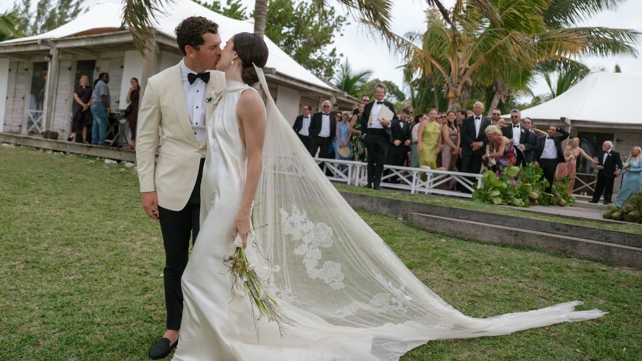 The Bride Wore a Pearlescent, Ocean-Inspired Wardrobe for Her Harbour Island Wedding