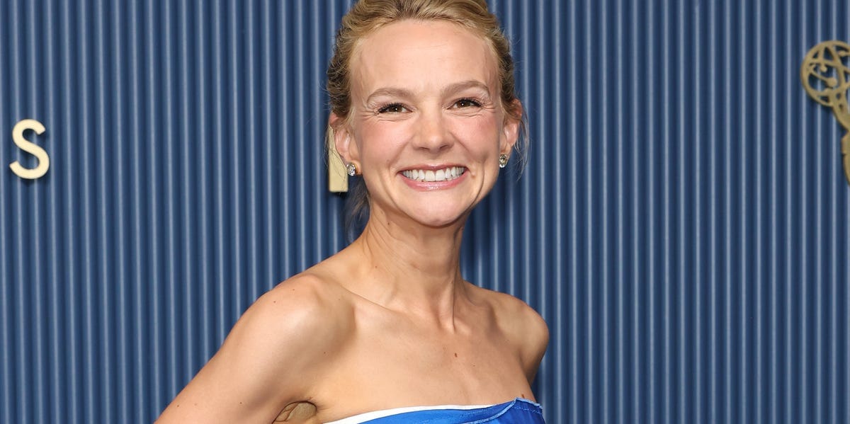 Carey Mulligan Taps the Row for a Vibrant Royal-Blue Emmys Gown